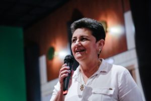 Lee más sobre el artículo Edith Enciso: 15 años después de ganar el Concurso Taza de la Excelencia