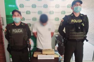 Lee más sobre el artículo Lo agarraron en el Terminal de Transporte de Ibagué con más de 3 kilos de marihuana