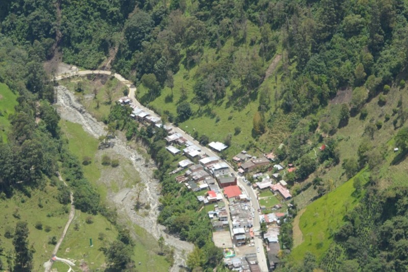 Lee más sobre el artículo ¡Asciende la cifra! Van 259 familias afectadas por la creciente del río Combeima
