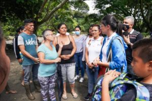 Lee más sobre el artículo Alcaldía de Ibagué entregará ayudas humanitarias a 13 familias damnificadas del barrio Yuldaima