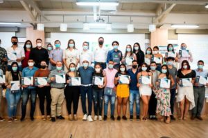 Lee más sobre el artículo 40 jóvenes ibaguereños de estrato uno y dos recibieron becas de estudio