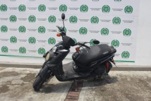 Lee más sobre el artículo Autoridades recuperaron una motocicleta que había sido hurtada en la comuna Uno de Ibagué