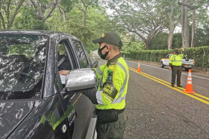 Lee más sobre el artículo 30 vehículos inmovilizados y 65 comparendos en vías del Tolima durante el puente festivo
