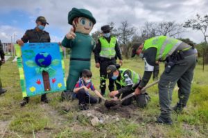 Lee más sobre el artículo En el Día Mundial del Árbol, 200 especies fueron sembradas en el Mega Parque de Arboleda del Campestre