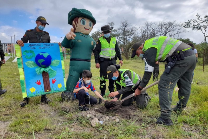 Lee más sobre el artículo En el Día Mundial del Árbol, 200 especies fueron sembradas en el Mega Parque de Arboleda del Campestre