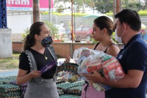 Lee más sobre el artículo Más de 150 mujeres gestantes y lactantes de Ibagué recibieron kits alimentarios