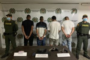 Lee más sobre el artículo Capturados por hurtar dinero en efectivo y elementos de un establecimiento comercial de Melgar