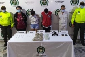 Lee más sobre el artículo Capturaron cuatro personas que se dedicaban a traficar estupefacientes en Ibagué