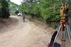 Lee más sobre el artículo Inicia construcción de placas huellas en zona rural de Ibagué
