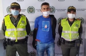 Lee más sobre el artículo ¡Como Pedro por su casa! Ladrón ingresó a una casa del barrio Kennedy de Ibagué y hurtó 500 mil pesos