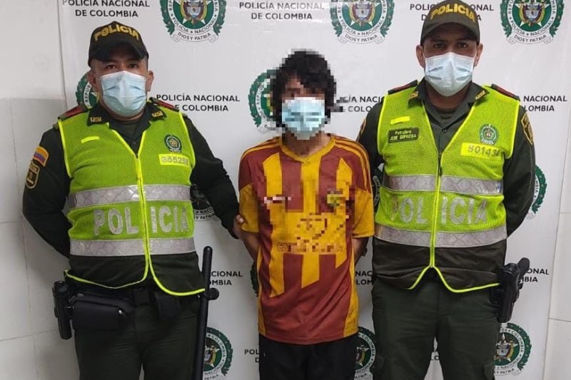 Lee más sobre el artículo Ingresó a un establecimiento comercial de Ibagué y hurtó 100 mil pesos de la caja registradora