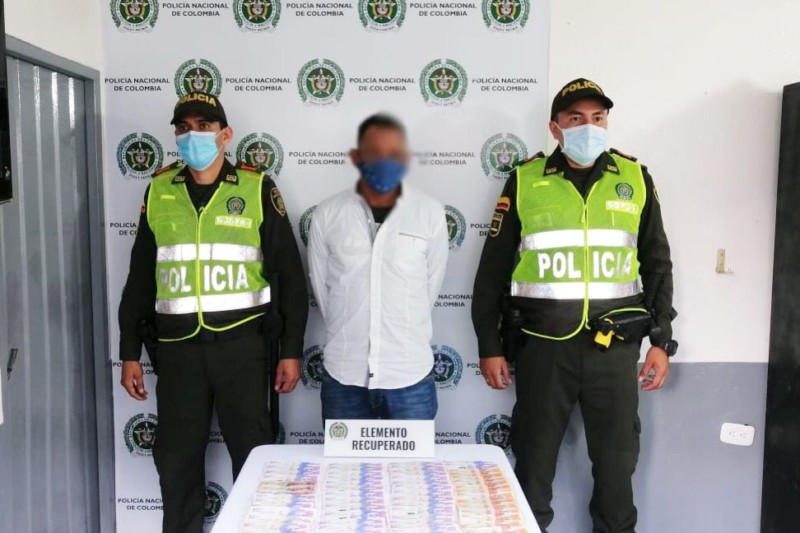 Lee más sobre el artículo Capturado por hurtar más de dos millones de pesos de un establecimiento comercial de Ibagué