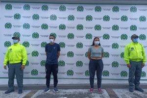 Lee más sobre el artículo ¡Que joyitas! Rompían vidrios y robaban elementos que estaban al interior de vehículos en Ibagué