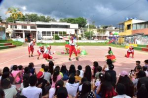 Lee más sobre el artículo Con alegría culminaron las novenas de aguinaldos en Ibagué