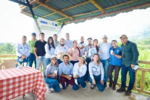 Lee más sobre el artículo Negocios verdes de Cortolima firman acuerdo por la conservación
