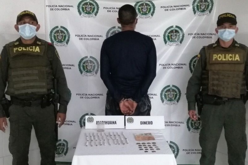Lee más sobre el artículo Capturaron a un hombre por transportar 100 gramos de marihuana en Ibagué