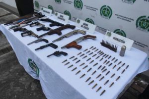 Lee más sobre el artículo Autoridades adelantaron plan desarme en el barrio La Gaviota de Ibagué