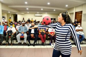 Lee más sobre el artículo Loteros del Tolima reciben atención psicosocial, gracias al programa ‘Hospital de las Emociones’