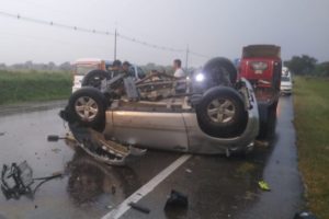 Lee más sobre el artículo Tres personas heridas deja accidente de tránsito en la vía El Espinal – Guamo