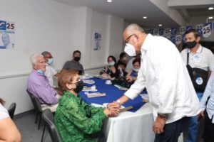 Lee más sobre el artículo Óscar Barreto suma apoyos de líderes de comunas y municipios en el Quindío