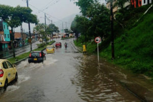 Lee más sobre el artículo ¡Prepárese! Autoridades advierten que en Ibagué continuarán las lluvias 