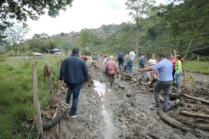 Lee más sobre el artículo Gobierno Departamental avanza en la recuperación de la movilidad en Bilbao, tras creciente del río Siquila