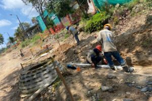 Lee más sobre el artículo Superadas dificultades con empresas de servicios públicos en las obras de la calle 103 de Ibagué