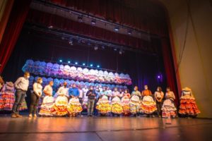 Lee más sobre el artículo Dirección de Cultura entregará más de 350 trajes típicos a municipios del Tolima 