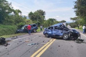 Lee más sobre el artículo Tres personas heridas y dos muertas deja accidente de tránsito en Natagaima