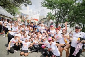 Lee más sobre el artículo Más de 400 ibaguereñas participaron de la ‘Carrera 4K Corremos Por Ti Mujer’ 
