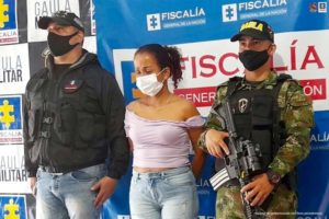 Lee más sobre el artículo En Ibagué fue capturada una mujer que estaría vinculada a una organización dedicada a la extorsión