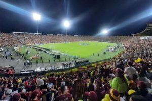 Lee más sobre el artículo Deportes Tolima tendrá que pagar 6.000 dólares por mal comportamiento de un hincha