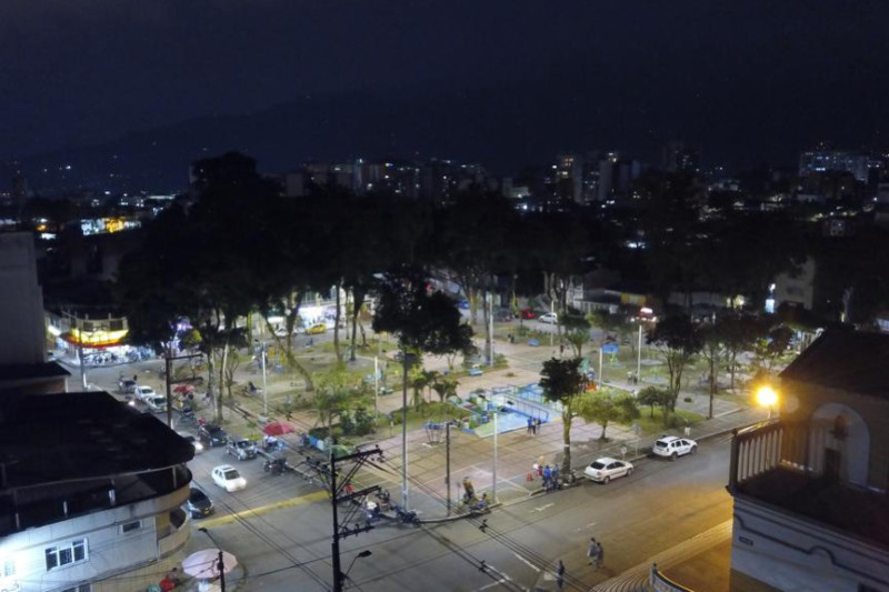 En este momento estás viendo Alcaldía de Ibagué modernizará el alumbrado público de toda la ciudad 