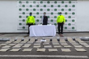 Lee más sobre el artículo ¡Qué joyita! Cayó con 24 kilos de marihuana en Ibagué