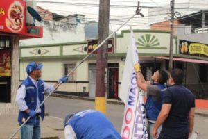 Lee más sobre el artículo Siguen los operativos para desmontar vallas de publicidad política no autorizada en Ibagué