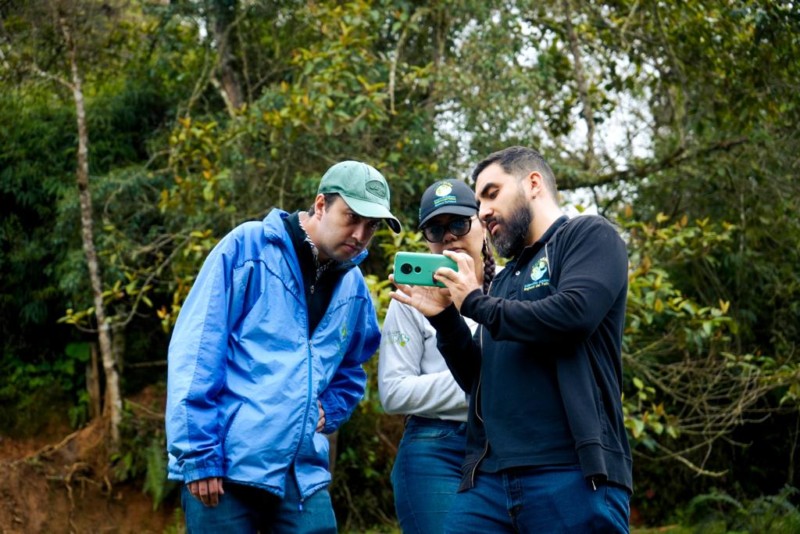 Lee más sobre el artículo Cortolima visitó Santa Isabel, luego de que habitante reportara la posible presencia de un puma