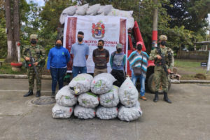 Lee más sobre el artículo Cuatro personas capturadas por explotación ilegal de carbón en el norte del Tolima
