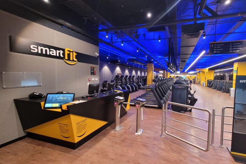 Lee más sobre el artículo ¡El colmo! Delincuentes robaron en el Smart Fit de Multicentro