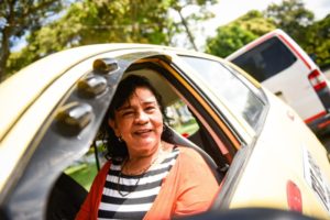 Lee más sobre el artículo Taxistas se capacitarán como voceros del Festival Folclórico Colombiano