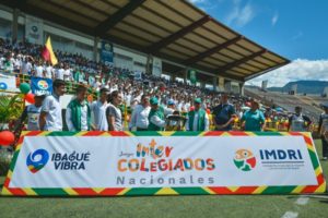 Lee más sobre el artículo Cerca de 5.000 estudiantes participaron de la inauguración de los Intercolegiados de Ibagué