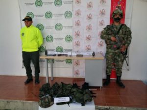 Lee más sobre el artículo Autoridades hallaron material de guerra en zona rural del municipio de Chaparral