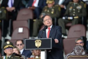 Lee más sobre el artículo “Un patrullero debe tener la capacidad de llegar a ser general de la Policía”: Presidente Petro