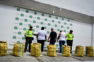 Lee más sobre el artículo En la vía Ibagué – Espinal, autoridades capturaron a los ‘pesos pesados’ de la marihuana