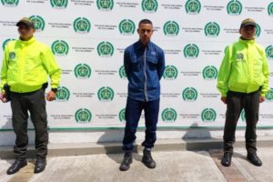 Lee más sobre el artículo Cayó delincuente que hurtaba en establecimientos de comercio de Ibagué