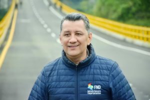 Lee más sobre el artículo Gobernador del Tolima espera pronta solución vial entre Cajamarca e Ibagué
