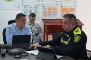Lee más sobre el artículo Descartan veracidad de panfleto contra gobernador del Tolima y concejal de Ibagué