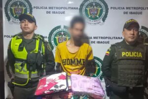 Lee más sobre el artículo Capturado por hurtar varios juegos de sábana y una cortina en Ibagué