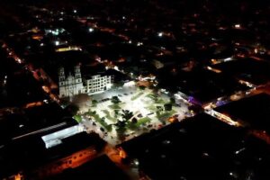 Lee más sobre el artículo Gobernador Orozco entregará moderno parque principal con plazoleta y tarima en Guamo