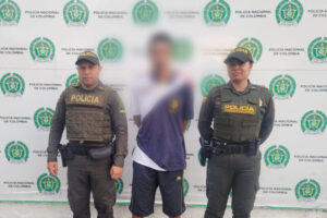 Lee más sobre el artículo ¡Qué joyita! Con cuchillo en mano le hurtó el producido a un taxista de Ibagué