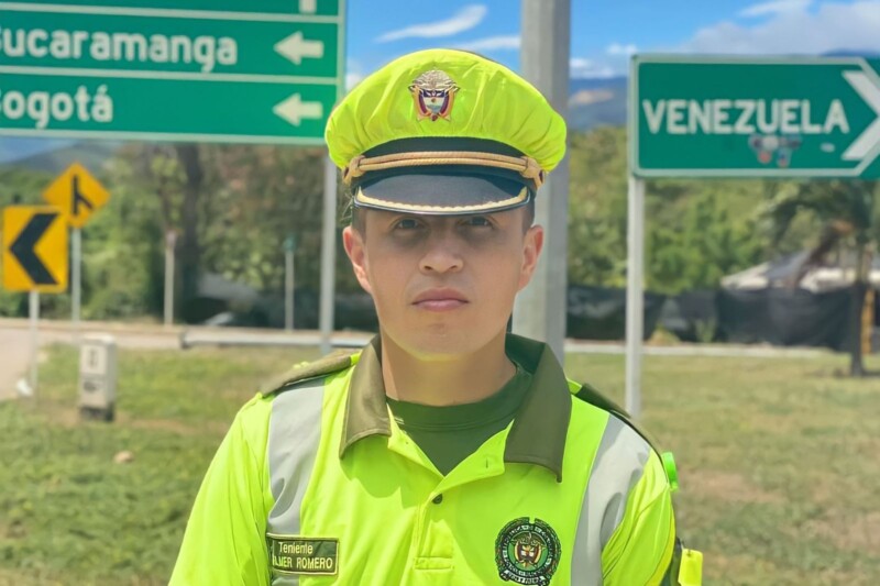 Lee más sobre el artículo Capturaron al subcomandante de la Policía de Tránsito y Transporte del Tolima